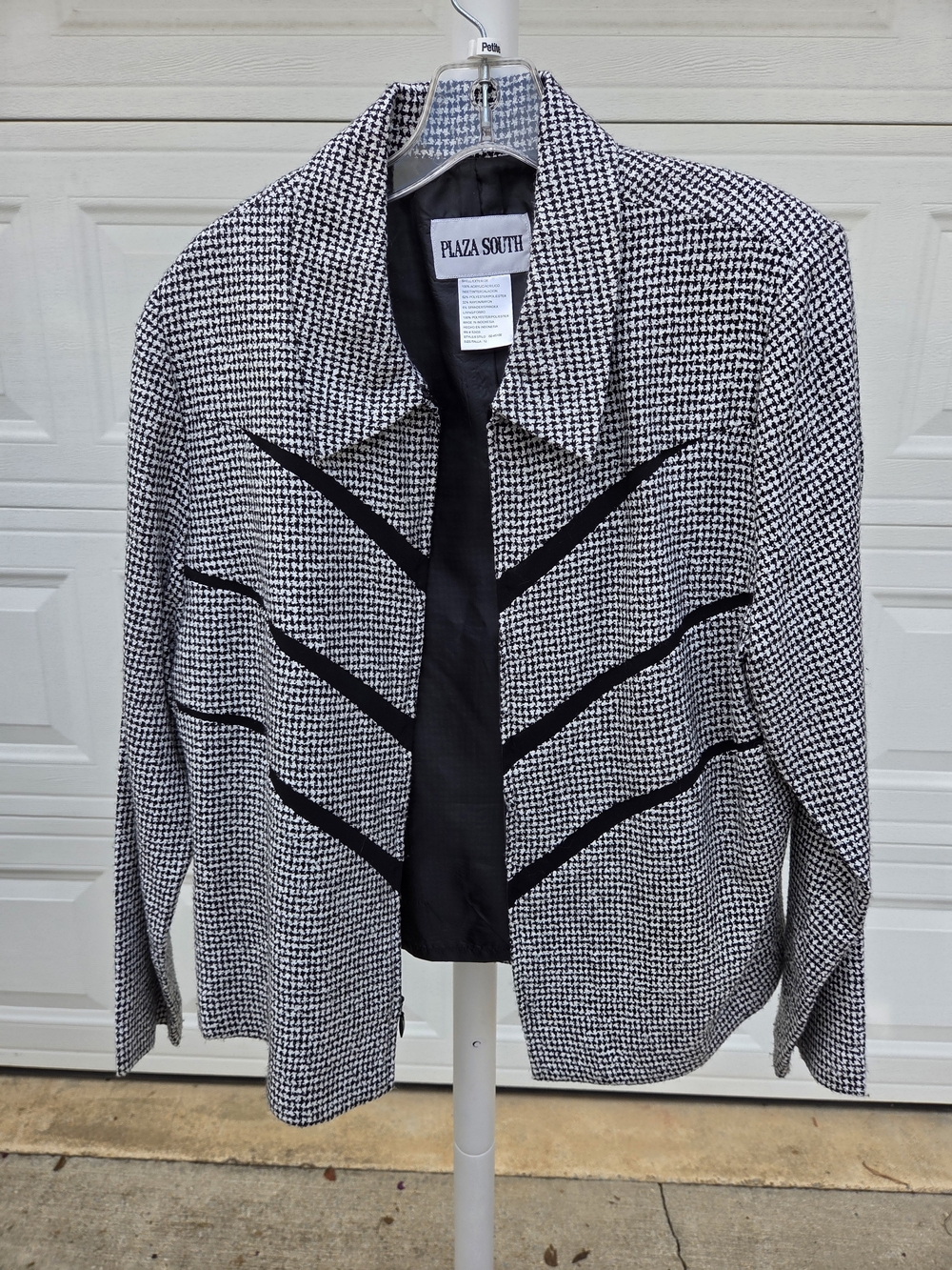 Vintage Plaza South Houndstooth Blazer in Black & White Size 12